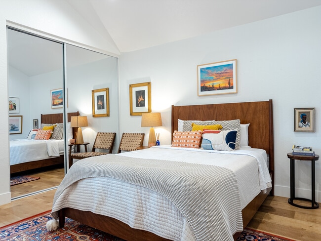 Photo - 5323 W Goldenwood Dr