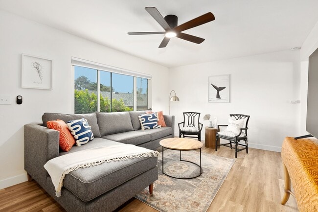 Building Photo - 5066-68 Brighton Ave Unit 5068 1/2