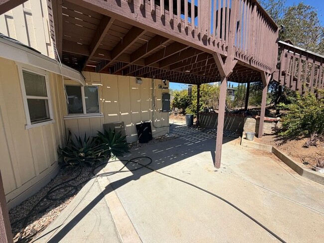 Photo - 338 S Melrose Dr