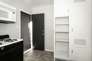 Photo - 1420 Barrington Way
