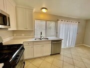 Photo - Discover the Essence of Irvine Living! Townhome