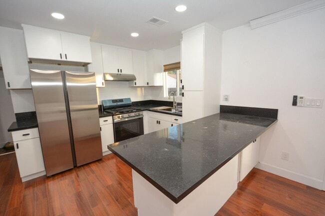 Photo - 2BED/1BATH Guest House In Oxnard