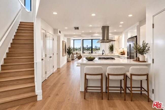 Photo - 8704 Santa Monica Blvd Unit PH3