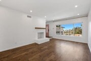 Photo - 1007 Winston Dr