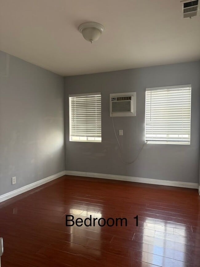 Photo - Jaguar Chan - R729-1617 Unit 1619A