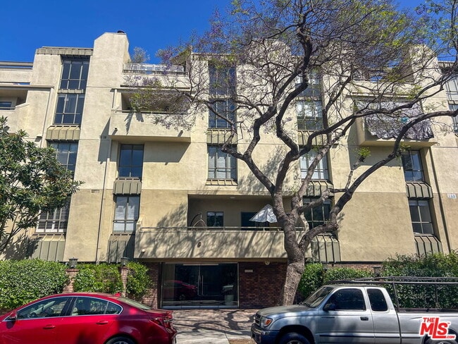 Photo - 720 Huntley Dr Unit 202