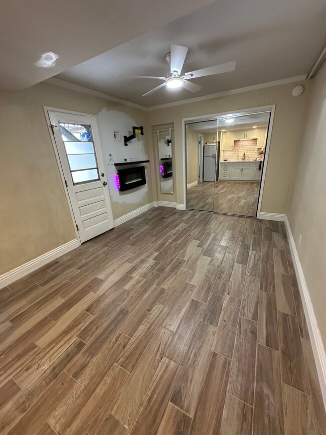 Building Photo - 1630 Ocean Ave Unit A