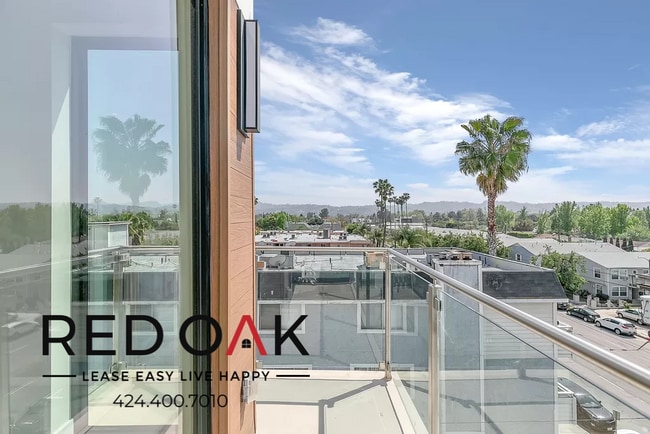 Photo - 12444 Chandler Blvd Unit 318