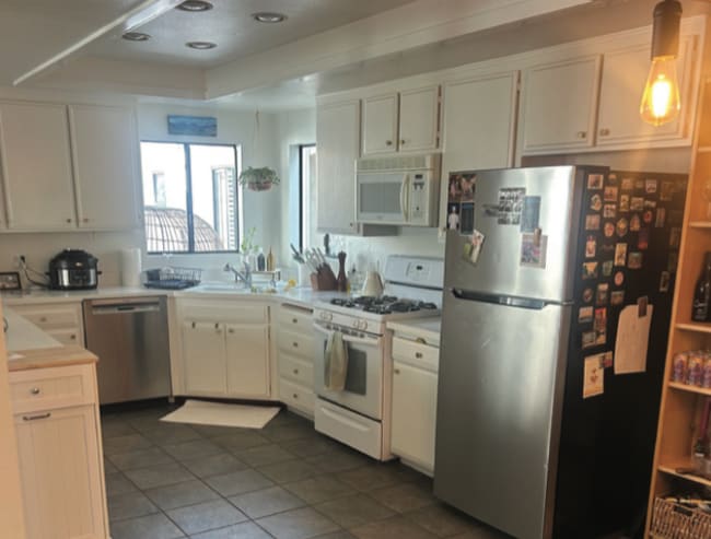Photo - 609 Narcissus Ave Unit 609.5 Narcissus Avenue