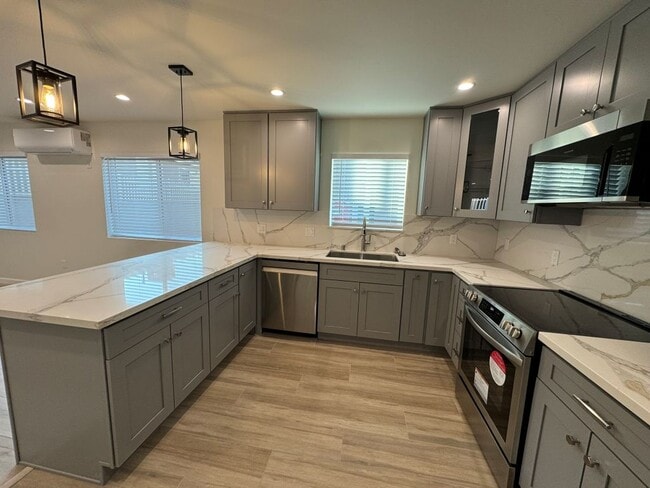 Photo - 7149 Apperson St Unit #2