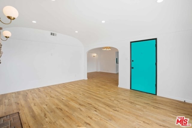 Photo - 1851 W 81st St