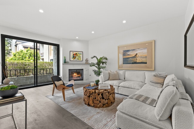 Photo - 8110 Manitoba St Condo Unit 106