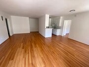 Photo - 10776 Rose Ave Unit 9