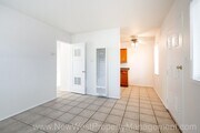 Photo - 553 22nd St