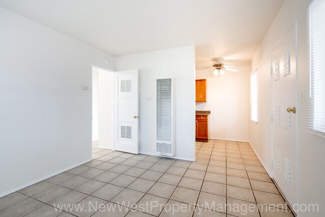 Photo - 553 22nd St