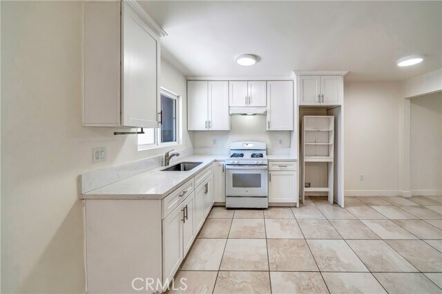 Photo - 6735 Elmer Ave Unit 8