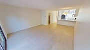 Photo - Bright and Spacious 2-Bedroom Condo in Gol...