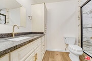 Photo - 22123 Burbank Blvd Unit 2