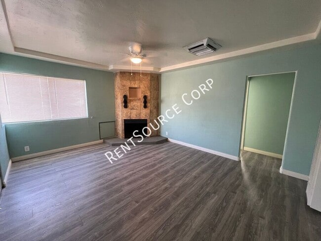 Photo - 808 Arville Ave