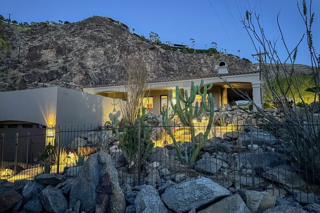 Building Photo - 2800 Cholla Pl Rental