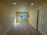 Photo - R71300 Unit A