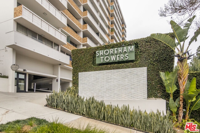 Building Photo - 8787 Shoreham Dr Unit 903