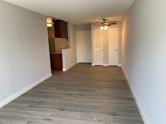 Building Photo - Monterey Apartments