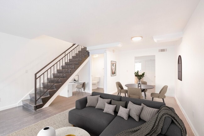 Photo - 1817 Garfield Pl