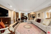 Photo - 2161 Georgina Ave