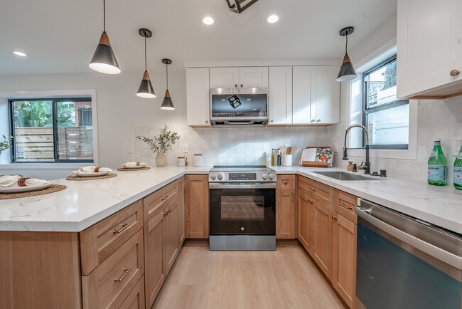 Photo - 1972 S Corning St