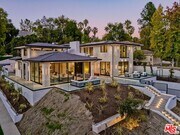 Photo - 16879 Mooncrest Dr