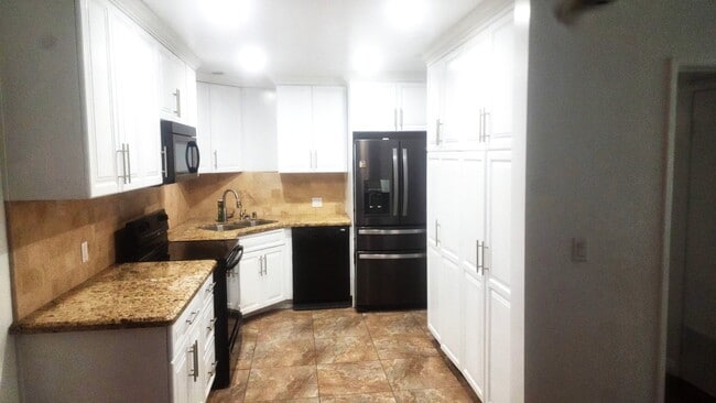 Photo - 312 N Louise St Unit 108