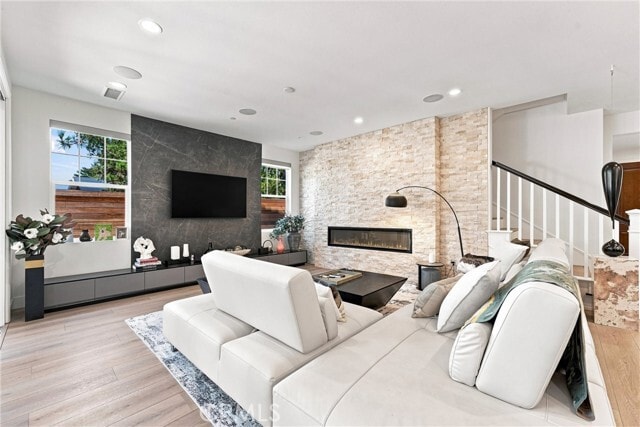 Photo - 116 Patton Way