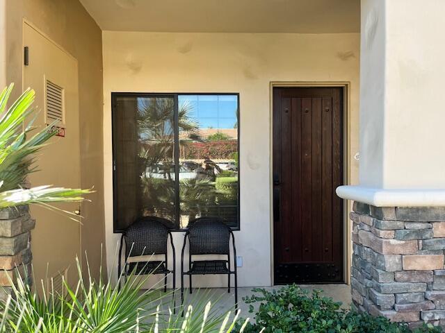 Building Photo - 50600 Santa Rosa Plz Unit 3 Rental