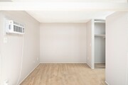 Photo - Charming Studio Coming Available in La Mes... Unit 09
