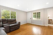 Photo - 2963 Sheffield Rd