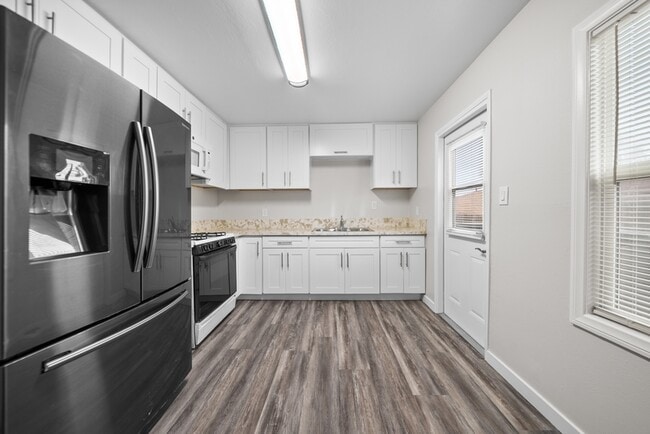 Photo - 1916 Skyline Dr