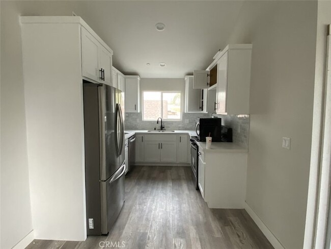 Photo - 1033 N Cummings St