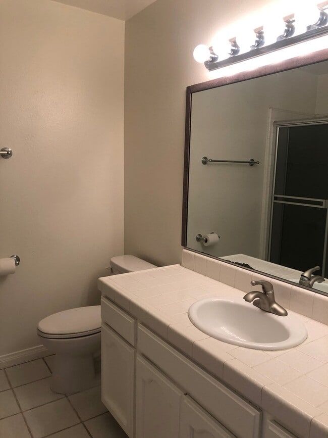 Photo - Los Caballeros #313 Unit 313