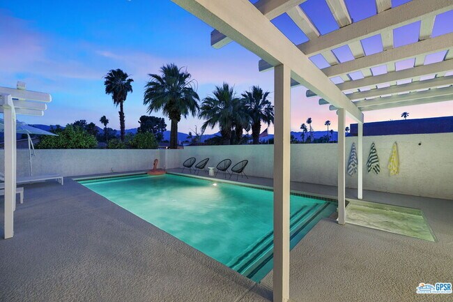 Photo - 76706 New York Ave