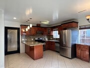 Photo - 2330 S Mansfield Ave