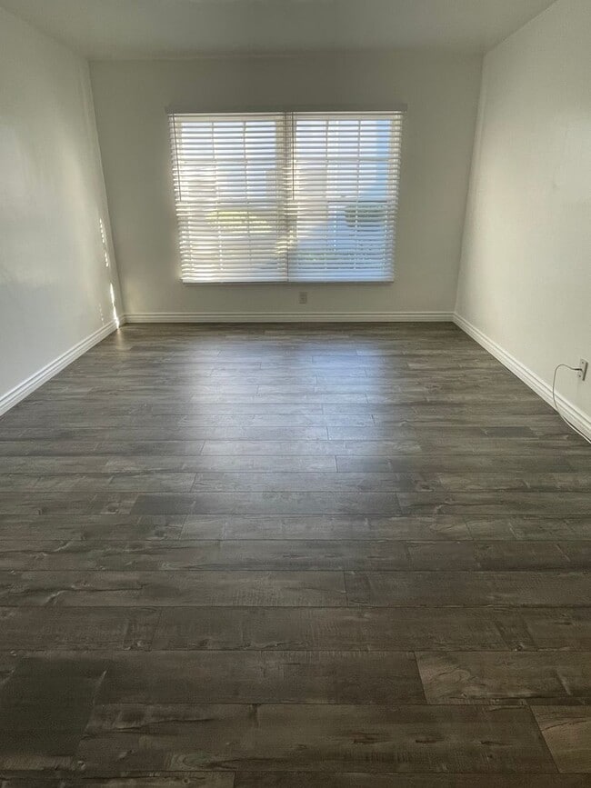 Photo - Dixon Delano Apartments