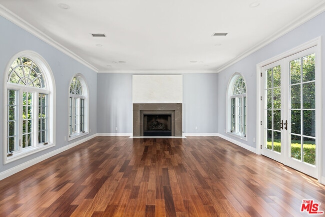 Photo - 1357 Schuyler Rd