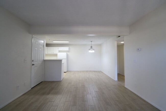 Photo - 321 Inger Dr