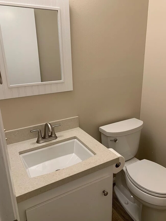 Photo - 181 N Kellogg Ave