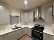 Photo - 439 W Colorado Blvd