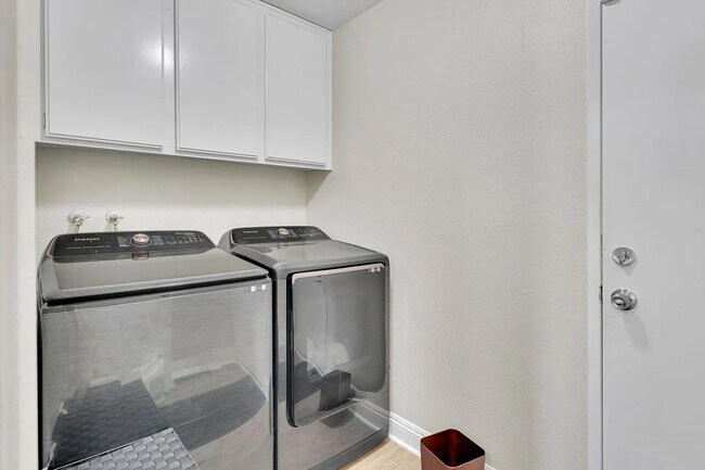 Photo - 43916 Silver Bow Rd