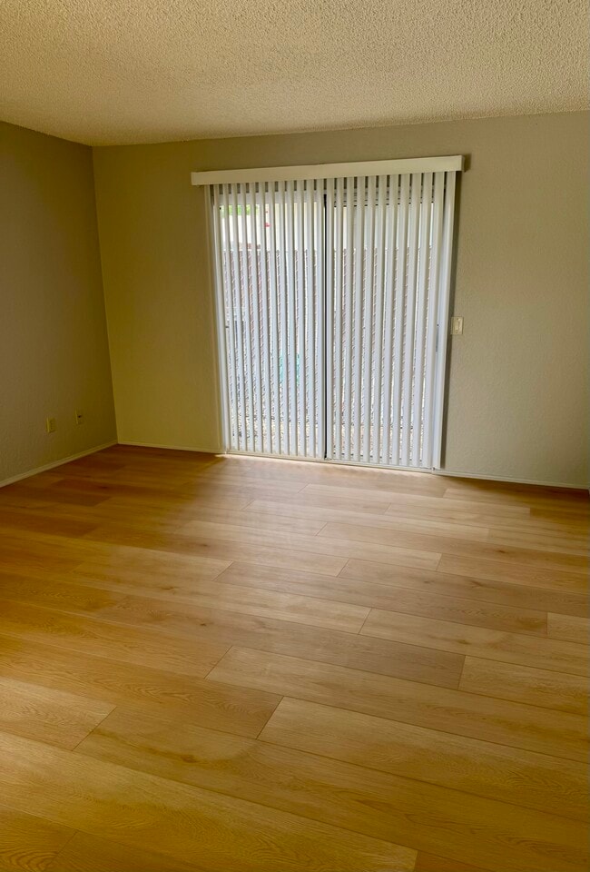 Photo - 2207 Woodberry Ave