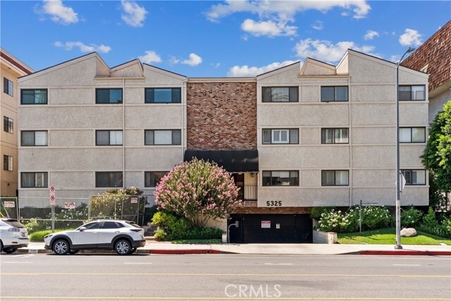 Photo - 5325 Lindley Ave Condo Unit 106