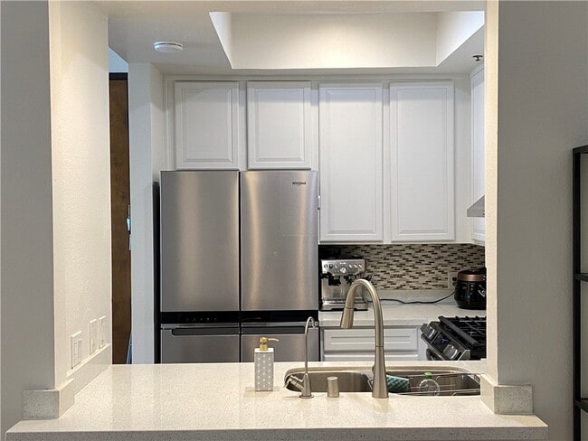 Photo - 533 S St Andrews Pl Unit 319